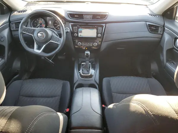 5N1AT2MT5HC891596 2017 NISSAN ROGUE - Image 8