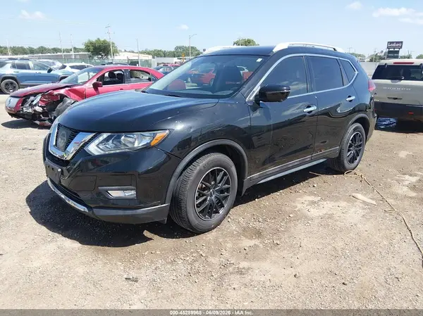 5N1AT2MT5HC895468 2017 NISSAN ROGUE - Image 2