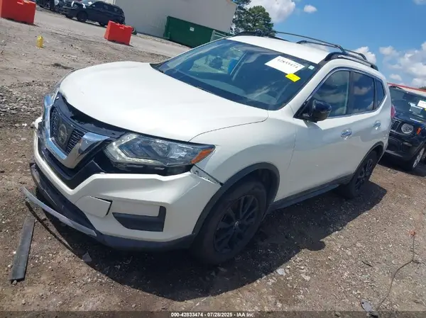 5N1AT2MT5HC896359 2017 NISSAN ROGUE - Image 2