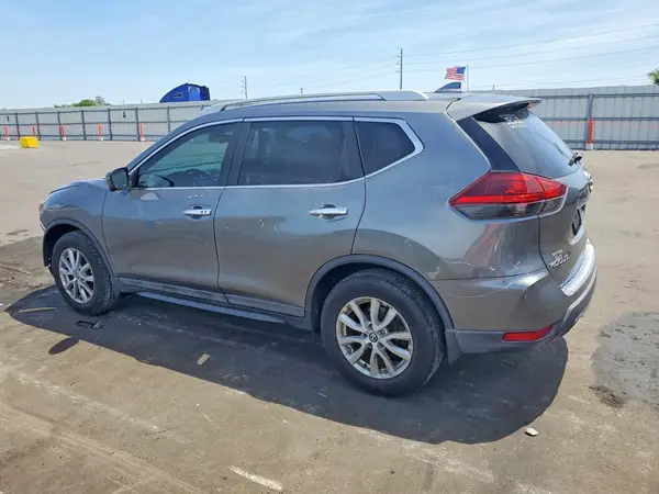 5N1AT2MT5JC701110 2018 NISSAN ROGUE - Image 2