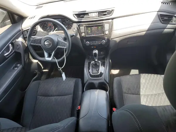 5N1AT2MT5JC701110 2018 NISSAN ROGUE - Image 8