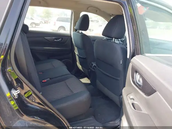 5N1AT2MT5JC708140 2018 NISSAN ROGUE - Image 8