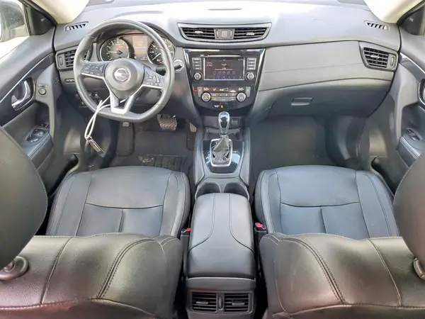 5N1AT2MT5JC709501 2018 NISSAN ROGUE - Image 8