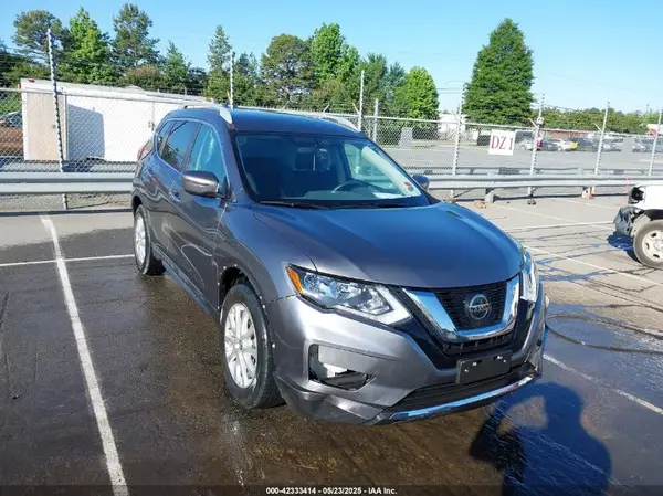 5N1AT2MT5JC713340 2018 NISSAN ROGUE - Image 1