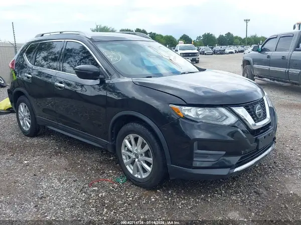 5N1AT2MT5JC715105 2018 NISSAN ROGUE - Image 1