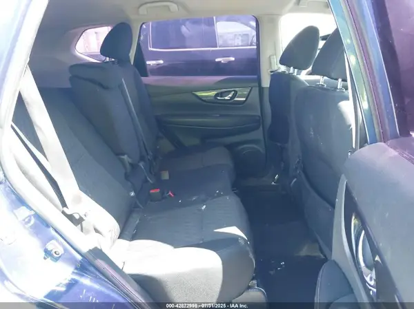 5N1AT2MT5JC718330 2018 NISSAN ROGUE - Image 8