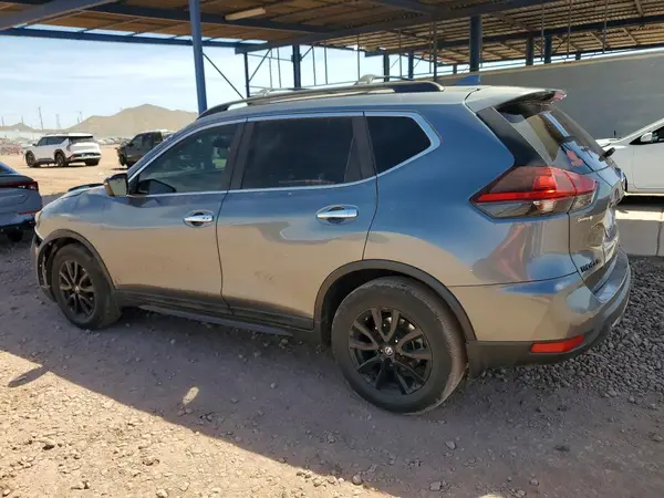 5N1AT2MT5JC723415 2018 NISSAN ROGUE - Image 2