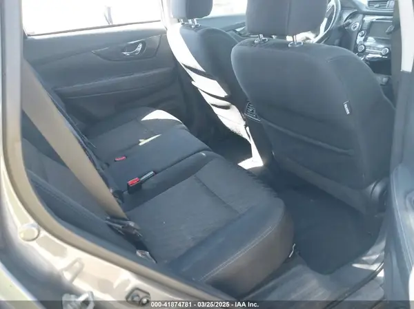 5N1AT2MT5JC730462 2018 NISSAN ROGUE - Image 8