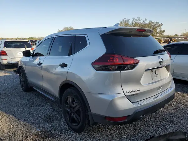5N1AT2MT5JC733989 2018 NISSAN ROGUE - Image 2