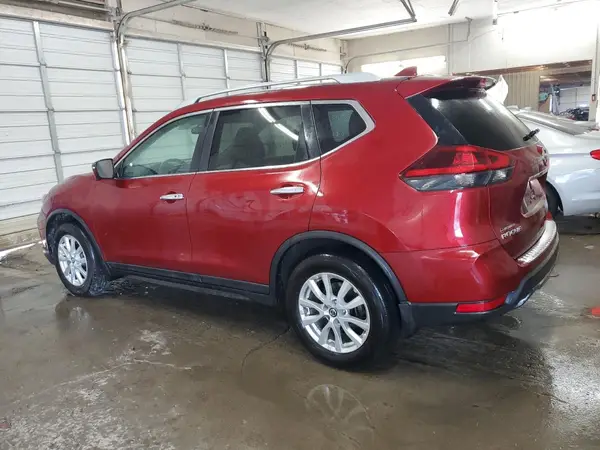 5N1AT2MT5JC740151 2018 NISSAN ROGUE - Image 2