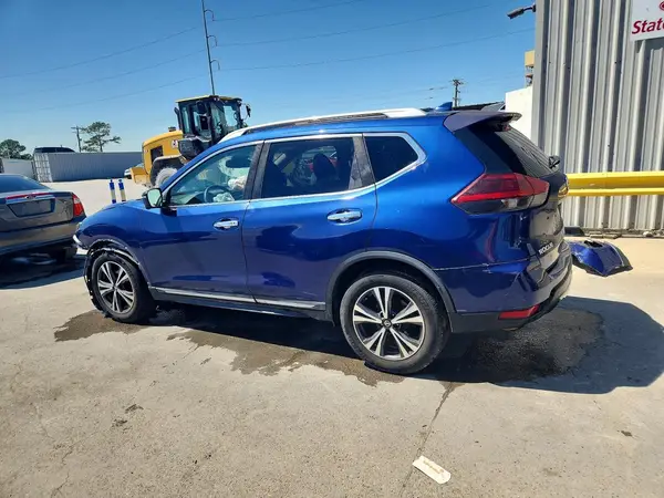 5N1AT2MT5JC740344 2018 NISSAN ROGUE - Image 2