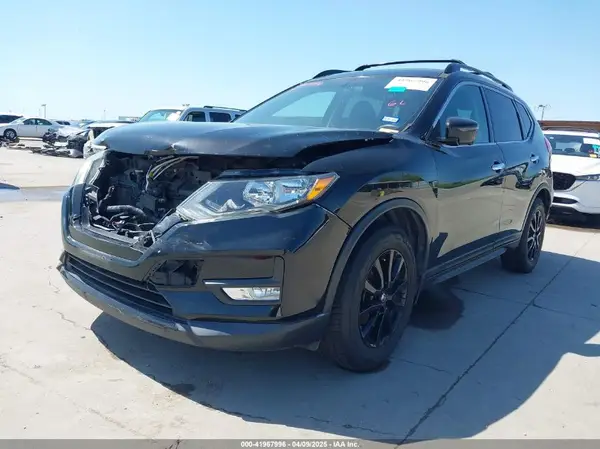 5N1AT2MT5JC740683 2018 NISSAN ROGUE - Image 2