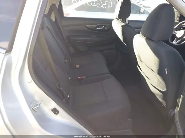 5N1AT2MT5JC754471 2018 NISSAN ROGUE - Image 8