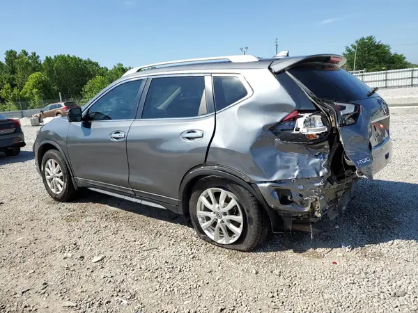 5N1AT2MT5JC756639 2018 NISSAN ROGUE - Image 2