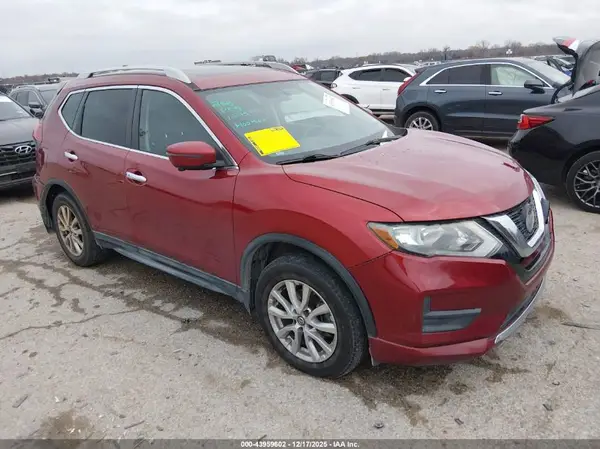 5N1AT2MT5JC758956 2018 NISSAN ROGUE - Image 1