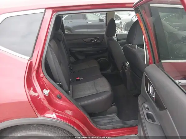 5N1AT2MT5JC758956 2018 NISSAN ROGUE - Image 8