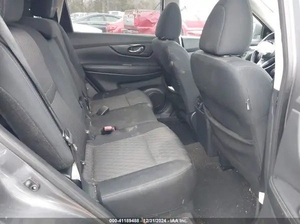 5N1AT2MT5JC759556 2018 NISSAN ROGUE - Image 8