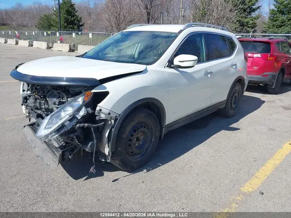 5N1AT2MT5JC778558 2018 NISSAN ROGUE - Image 2