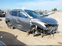 5N1AT2MT5JC783808 2018 NISSAN ROGUE