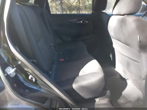 5N1AT2MT5JC792315 2018 NISSAN ROGUE - Image 8