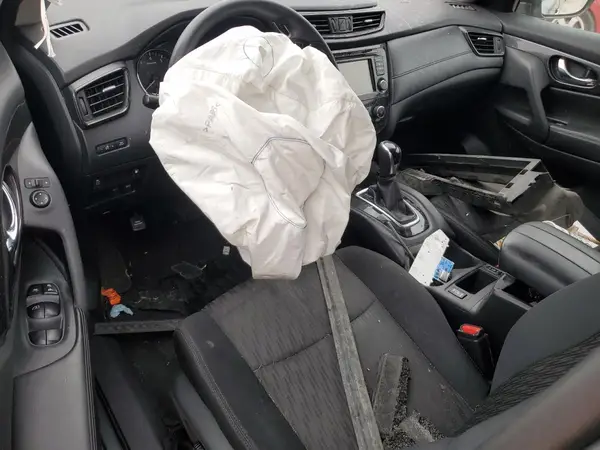5N1AT2MT5JC797255 2018 NISSAN ROGUE - Image 8