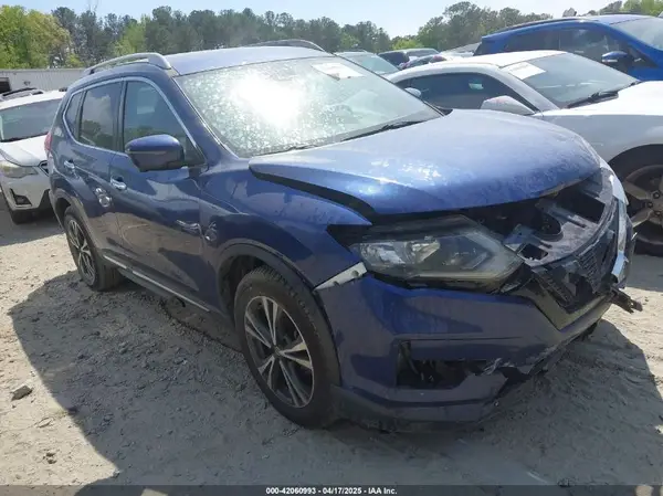 5N1AT2MT5JC798616 2018 NISSAN ROGUE - Image 1
