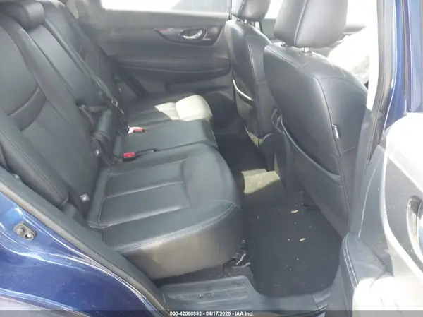 5N1AT2MT5JC798616 2018 NISSAN ROGUE - Image 8