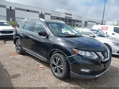 5N1AT2MT5JC807203 2018 NISSAN ROGUE
