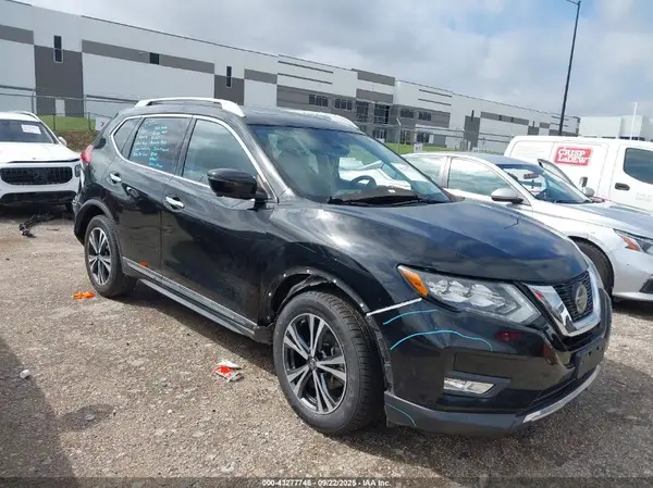 5N1AT2MT5JC807203 2018 NISSAN ROGUE - Image 1