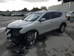 5N1AT2MT5JC814104 2018 NISSAN ROGUE