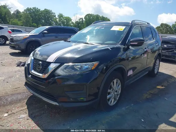 5N1AT2MT5JC818184 2018 NISSAN ROGUE - Image 2