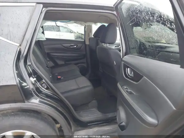5N1AT2MT5JC819433 2018 NISSAN ROGUE - Image 8