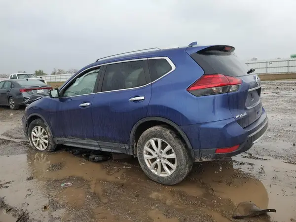 5N1AT2MT5JC823174 2018 NISSAN ROGUE - Image 2