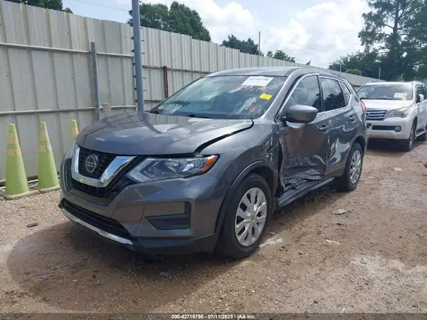 5N1AT2MT5JC826995 2018 NISSAN ROGUE - Image 2