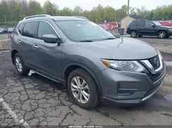 5N1AT2MT5JC827449 2018 NISSAN ROGUE