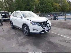 5N1AT2MT5JC830822 2018 NISSAN ROGUE