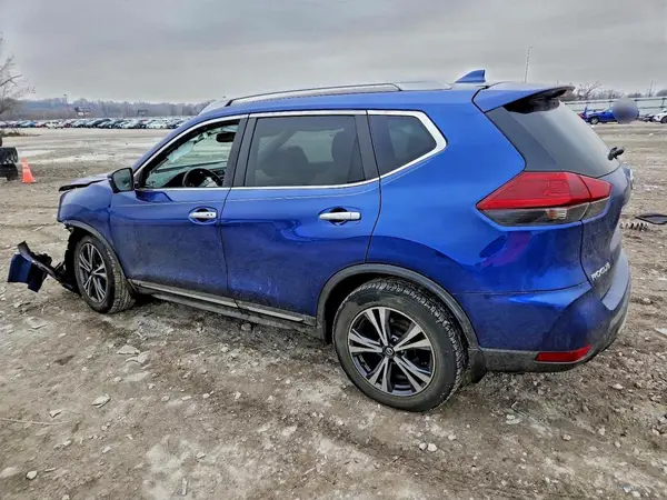5N1AT2MT5JC840170 2018 NISSAN ROGUE - Image 2