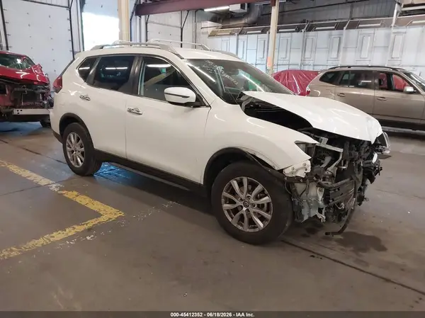 5N1AT2MT5KC703439 2019 NISSAN ROGUE - Image 1