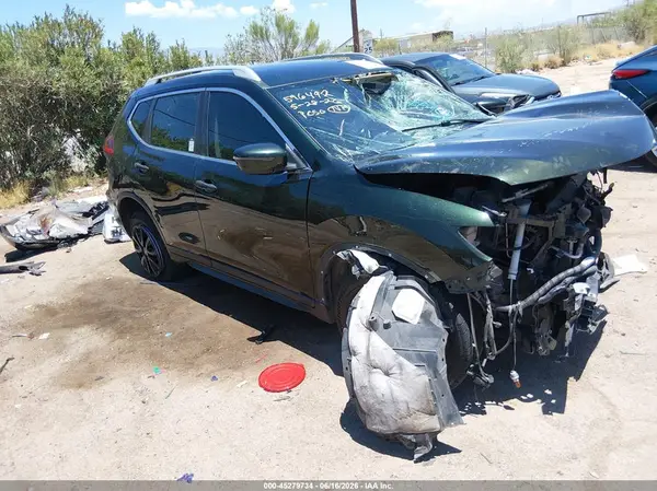 5N1AT2MT5KC703621 2019 NISSAN ROGUE - Image 1