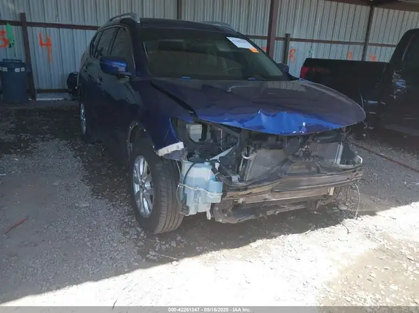 5N1AT2MT5KC705496 2019 NISSAN ROGUE - Image 1
