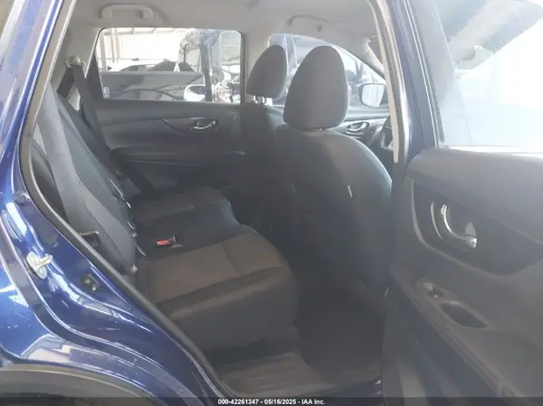5N1AT2MT5KC705496 2019 NISSAN ROGUE - Image 8