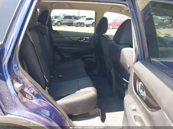 5N1AT2MT5KC709788 2019 NISSAN ROGUE - Image 8