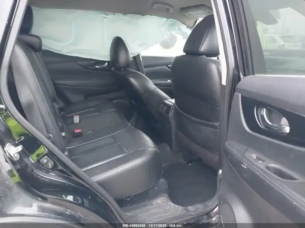 5N1AT2MT5KC751006 2019 NISSAN ROGUE - Image 8