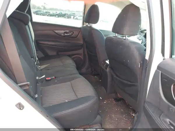5N1AT2MT5KC762832 2019 NISSAN ROGUE - Image 8