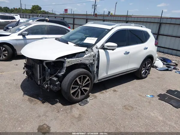 5N1AT2MT5KC767898 2019 NISSAN ROGUE - Image 2
