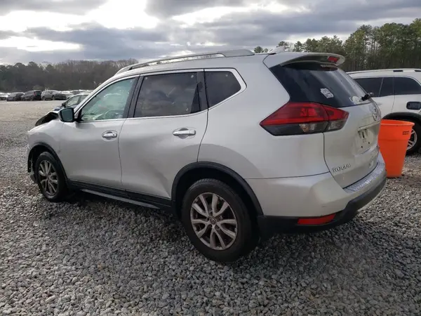 5N1AT2MT5KC770686 2019 NISSAN ROGUE - Image 2