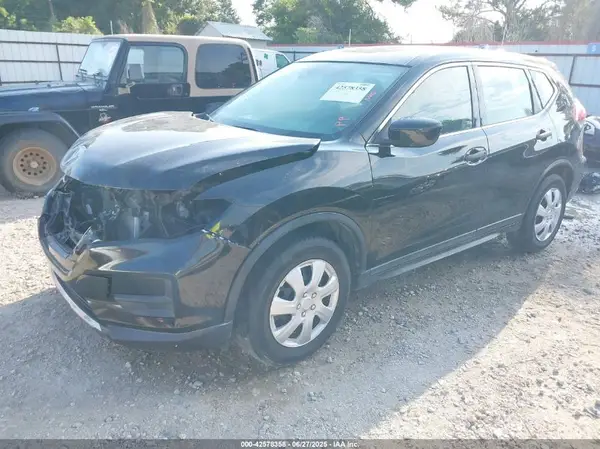 5N1AT2MT5KC779761 2019 NISSAN ROGUE - Image 2