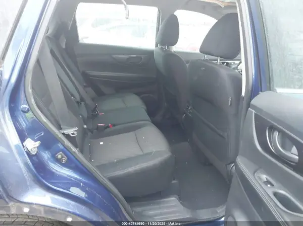 5N1AT2MT5KC786158 2019 NISSAN ROGUE - Image 8