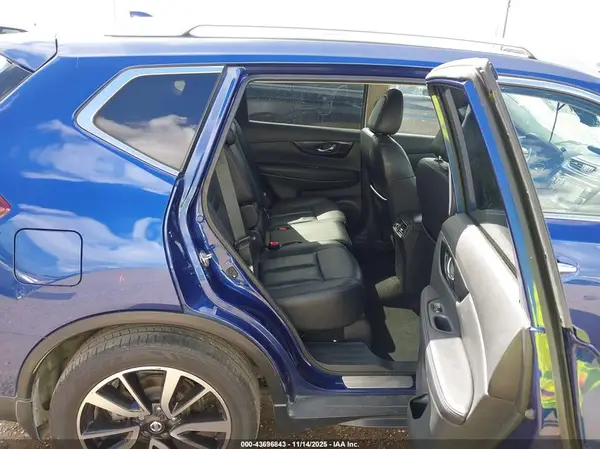 5N1AT2MT5KC788833 2019 NISSAN ROGUE - Image 8