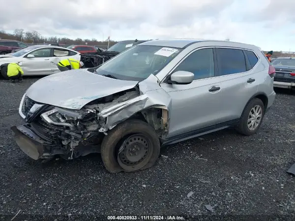 5N1AT2MT5KC790694 2019 NISSAN ROGUE - Image 2